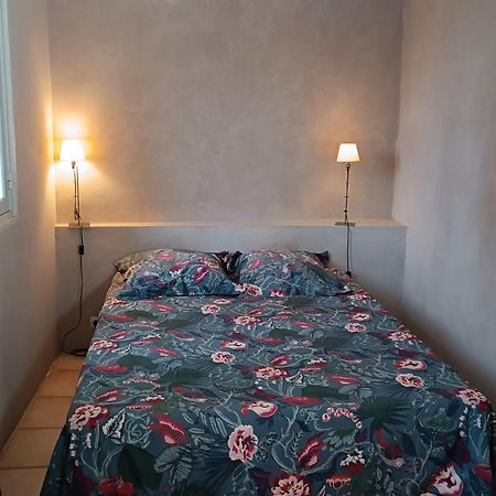 Sous La Vigne Villa Рустрел Екстериор снимка