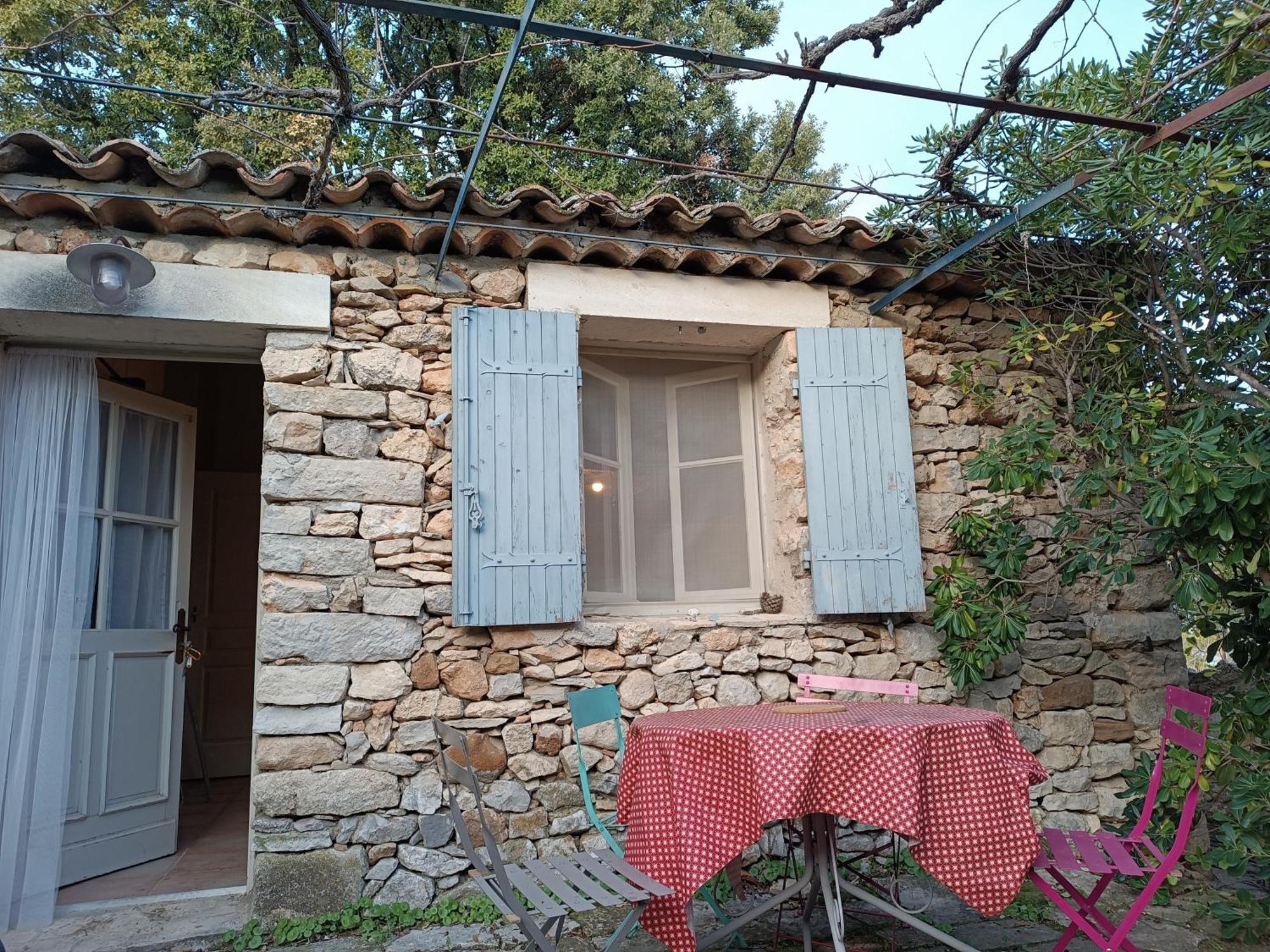 Sous La Vigne Villa Рустрел Екстериор снимка
